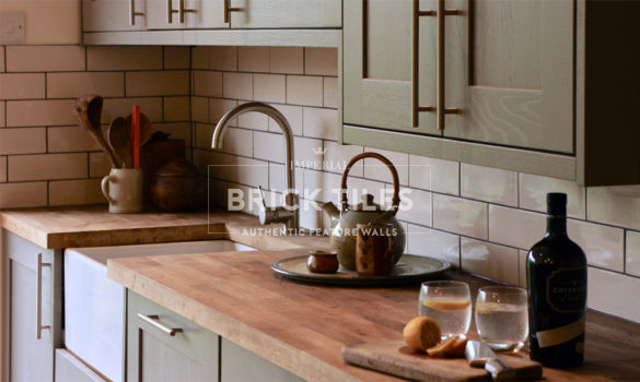 Victorian Crackle Glazed White Kitchen Tiles Image